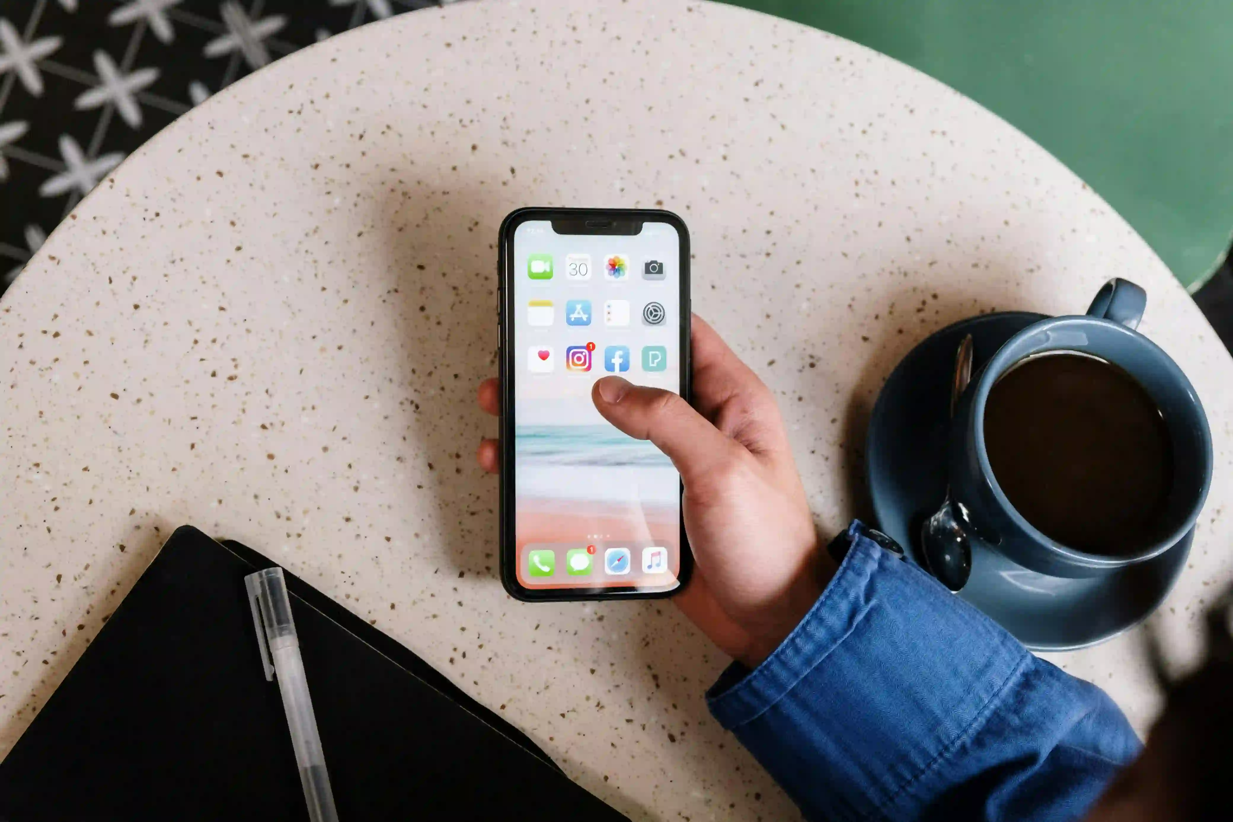Clear App Data iPhone