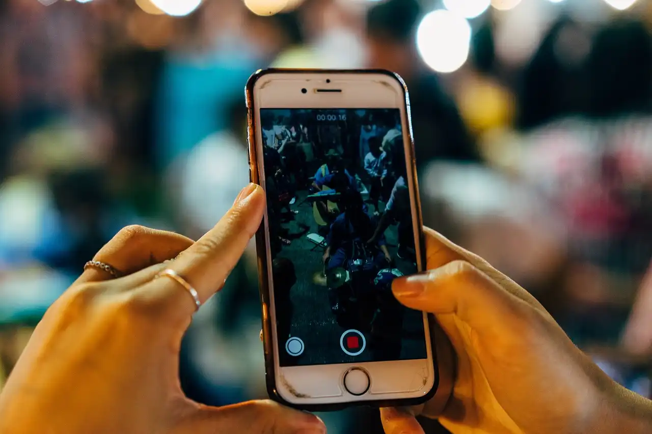 How to Send Long Videos on iPhone