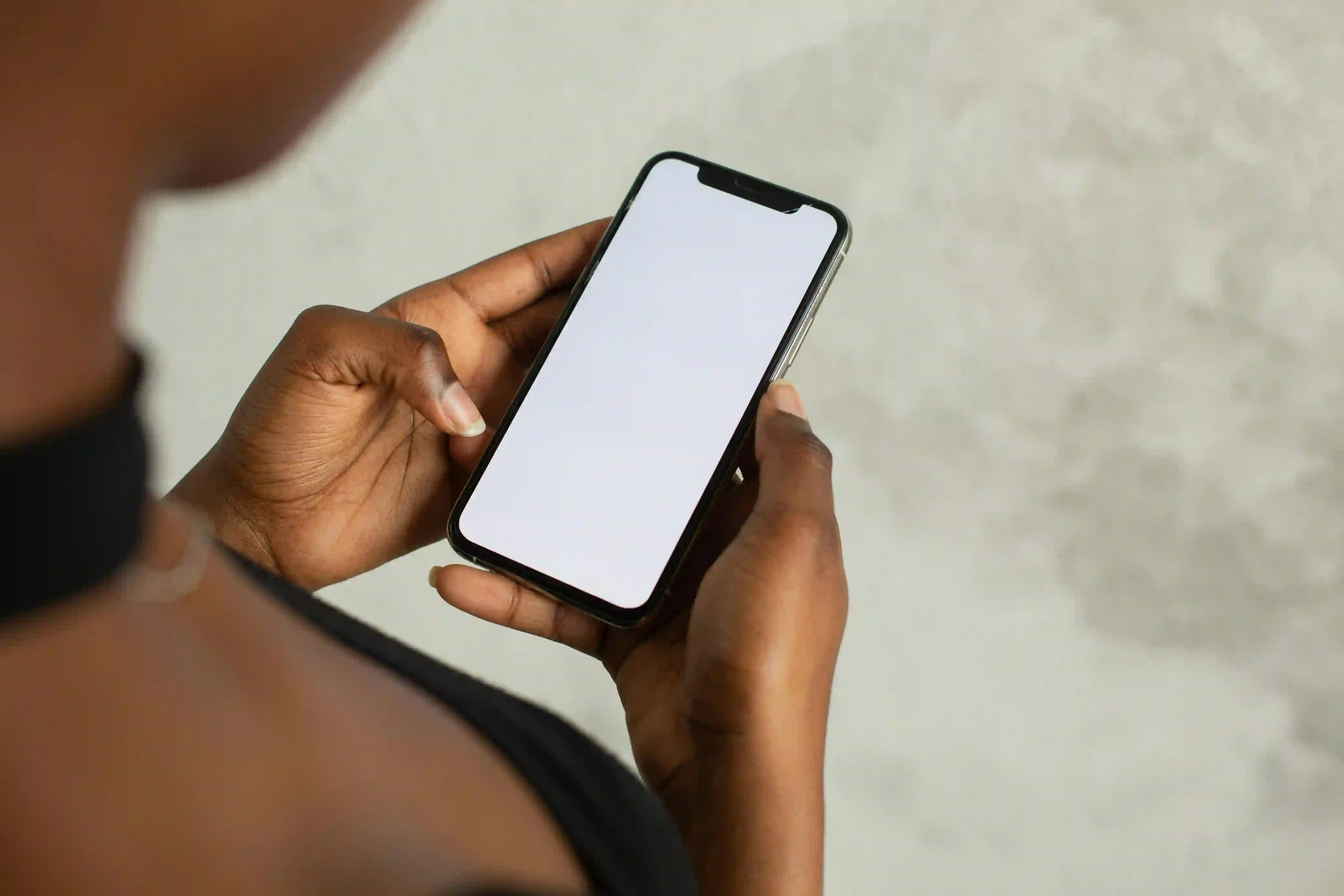 iphone contacts disappearing