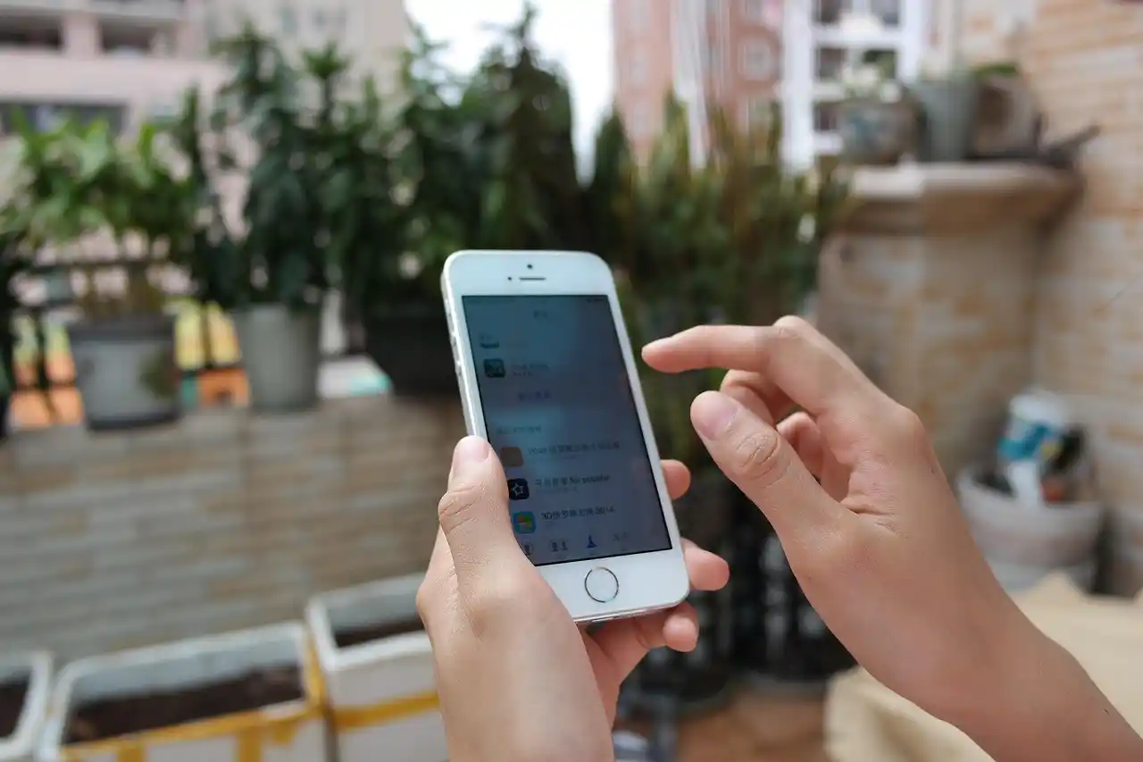 How Long Can an iPhone Last