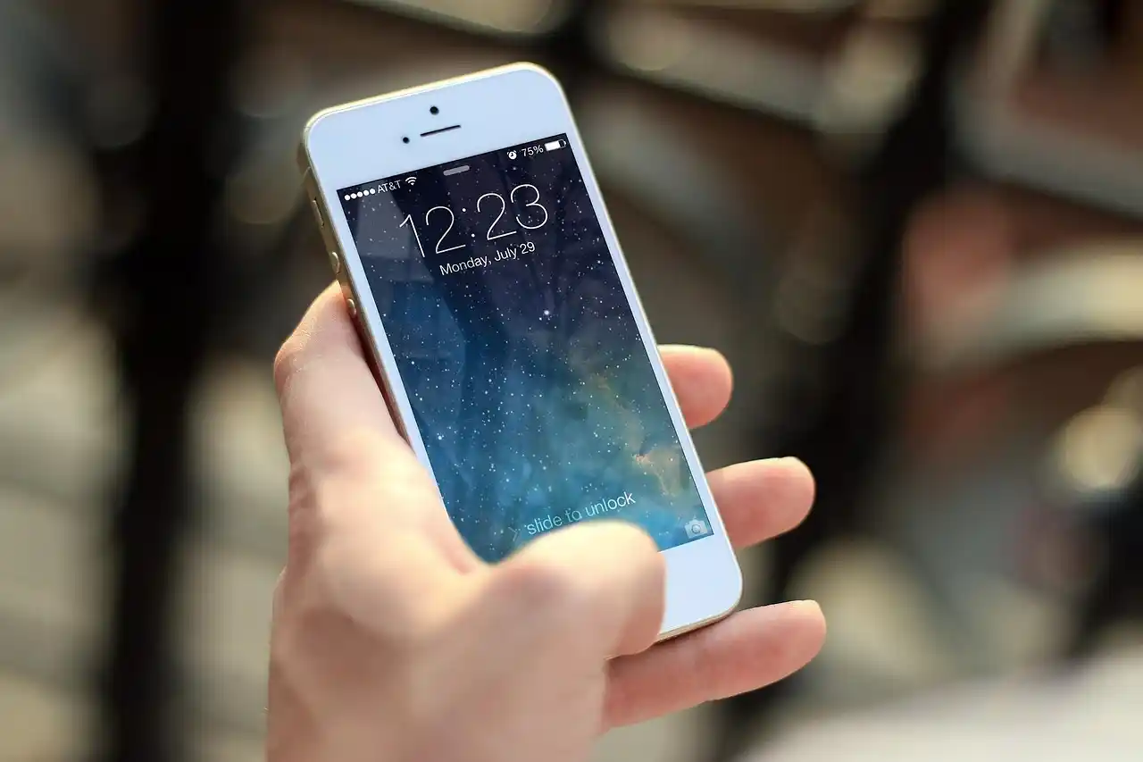 How Long Can an iPhone Last