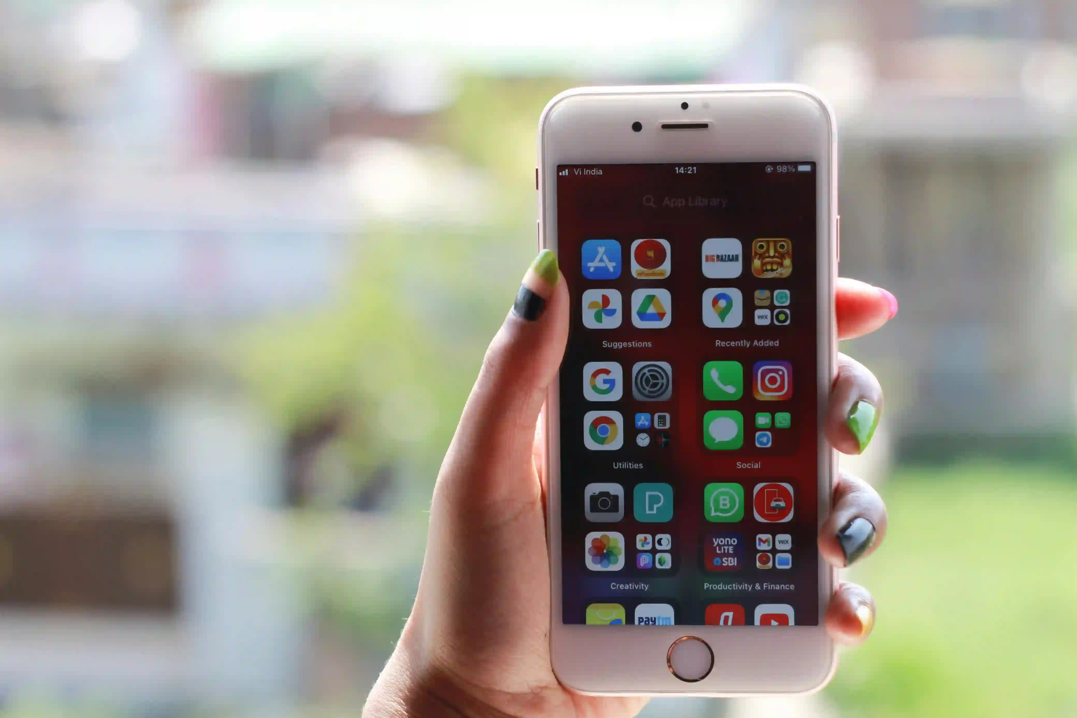 How to Archive Messages on iPhone