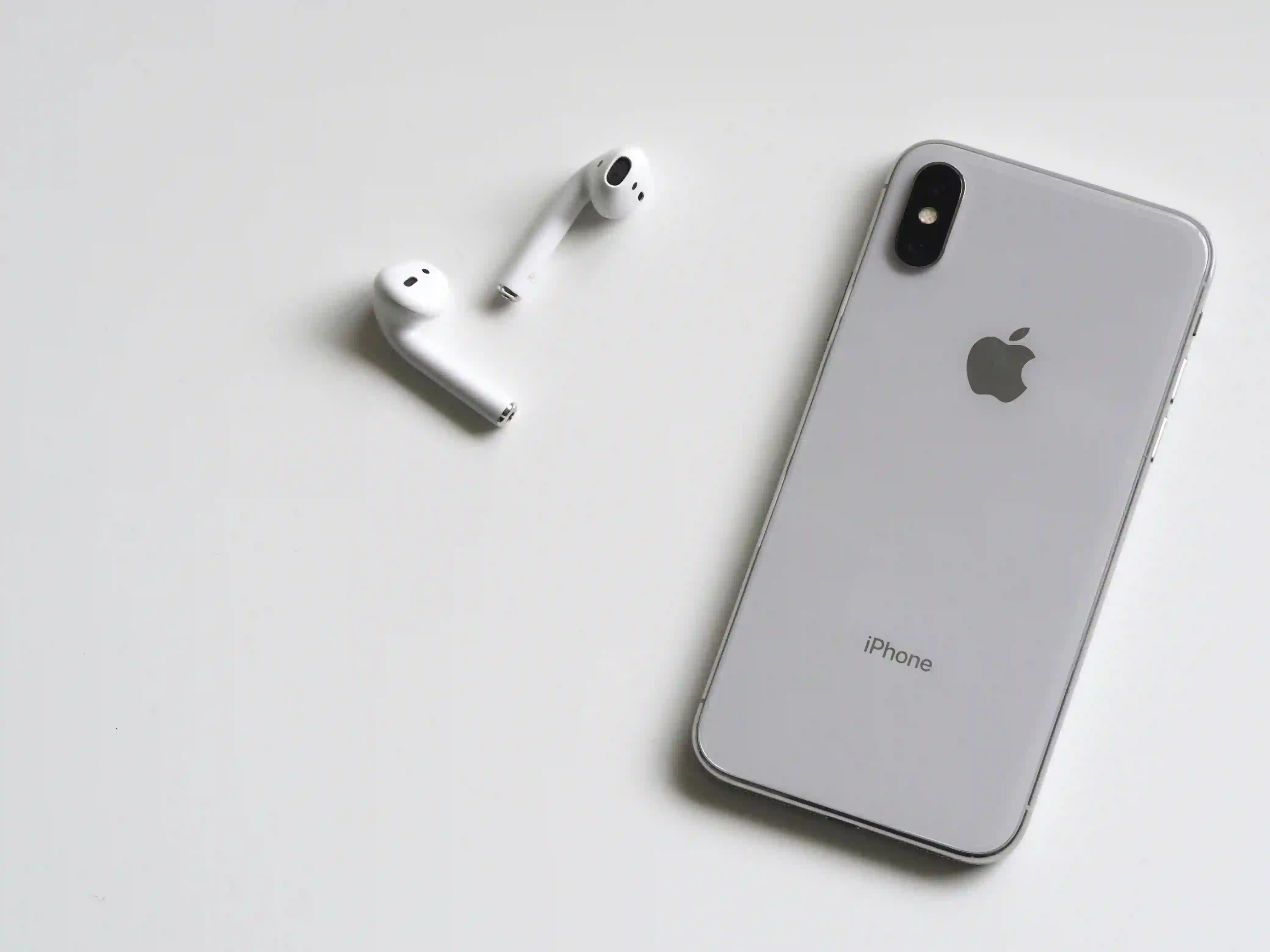 How to Activate Roaming on iPhone