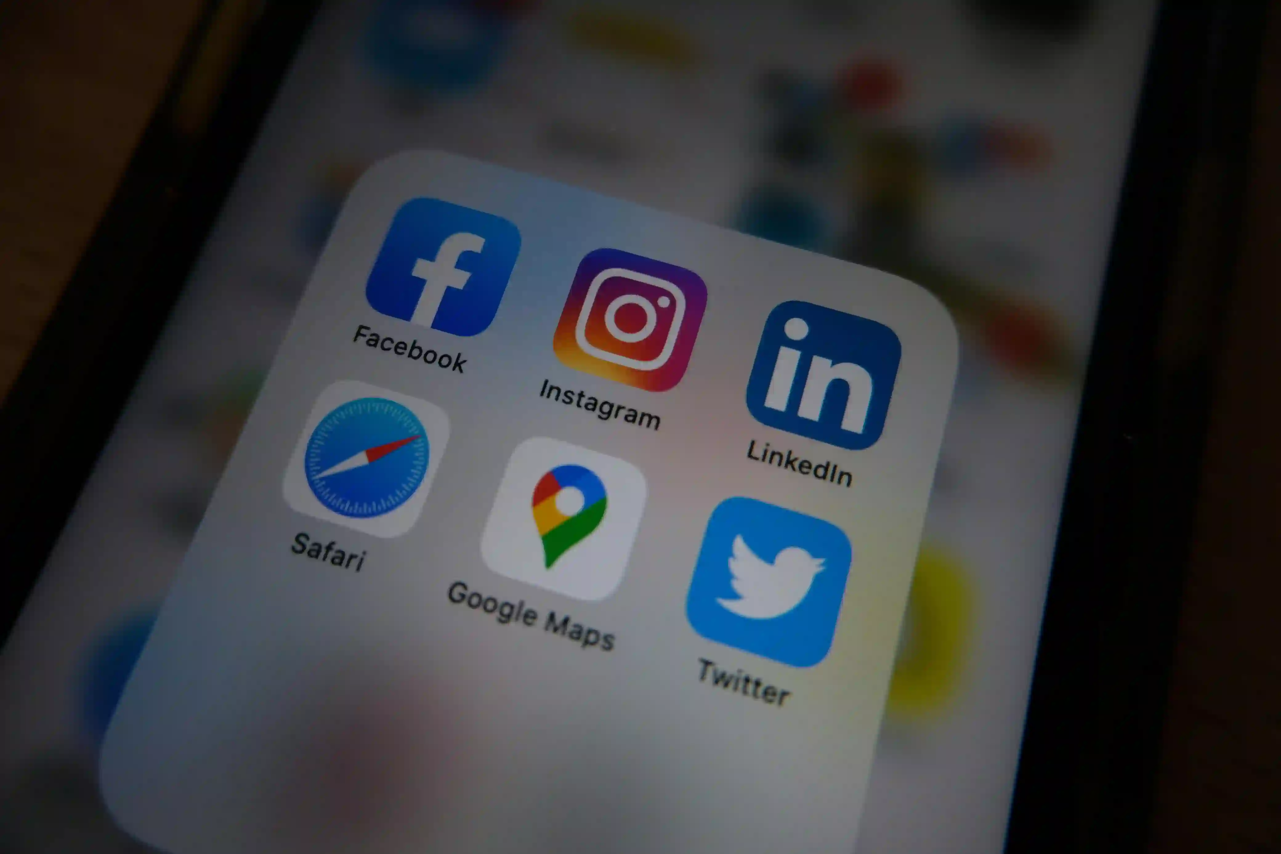 How to disable Safari on iPhone
