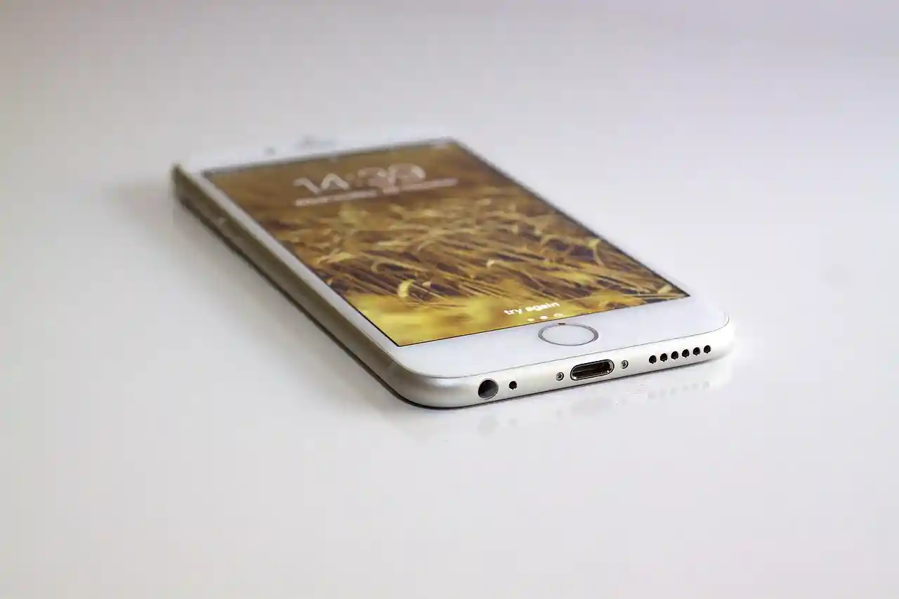 Can iphone track Android phone